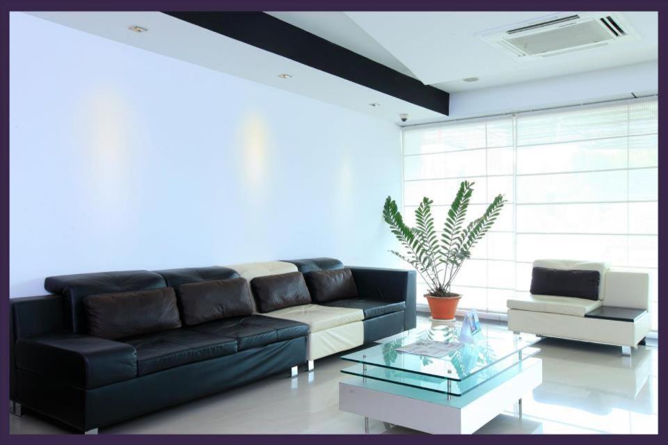 Super Townhouse Malabar Illam Otel Kochi Dış mekan fotoğraf